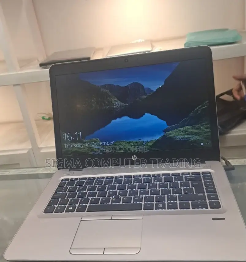 New Laptop HP EliteBook 840 8GB AMD A10 HDD+SSD 500GB