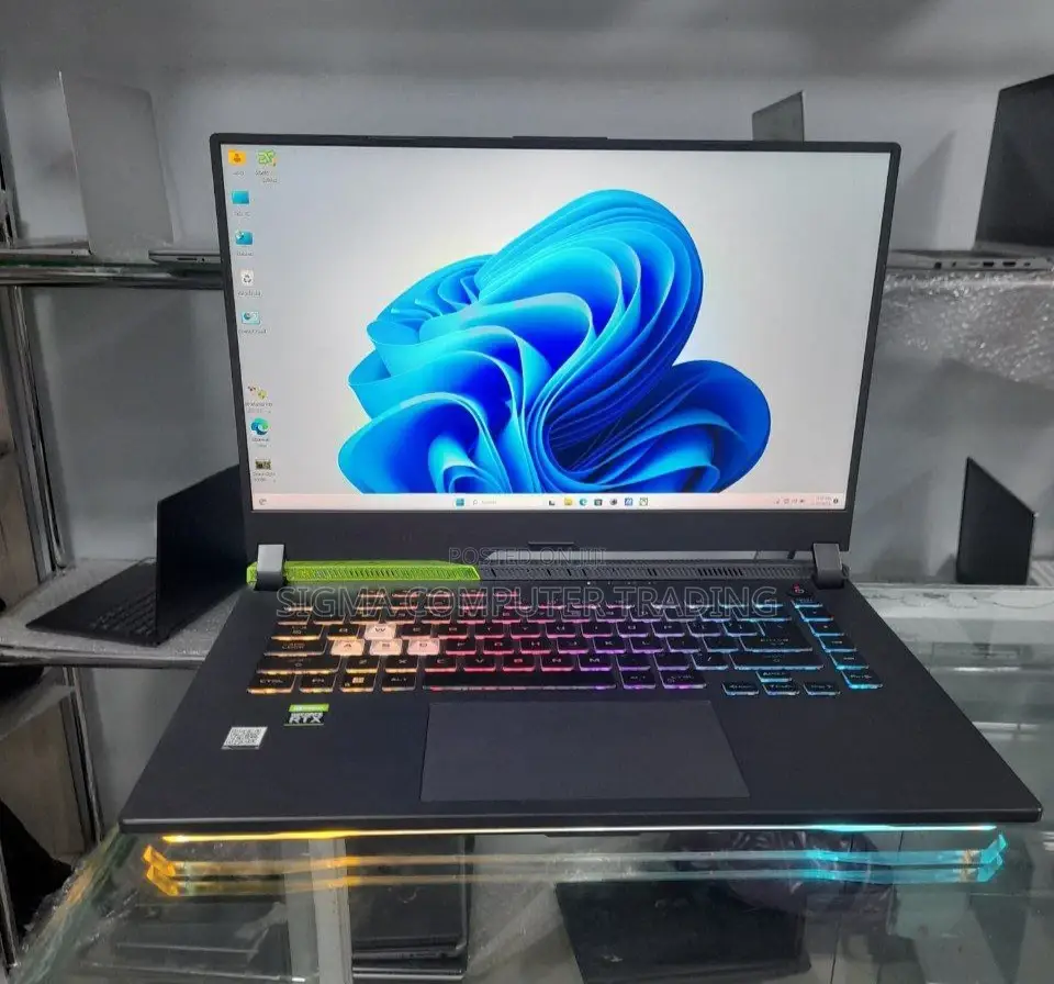 New Laptop Asus ROG Strix G15 16GB AMD Ryzen 9 SSD 512GB
