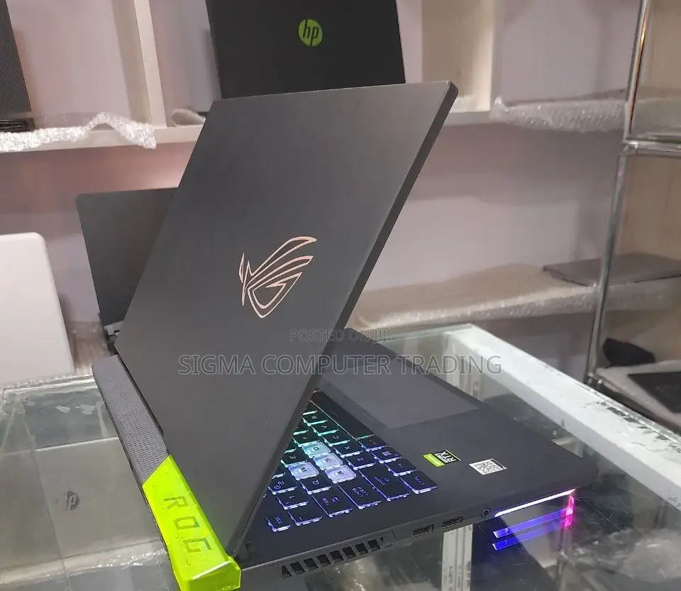 New Laptop Asus ROG Strix G15 16GB AMD Ryzen 9 SSD 512GB