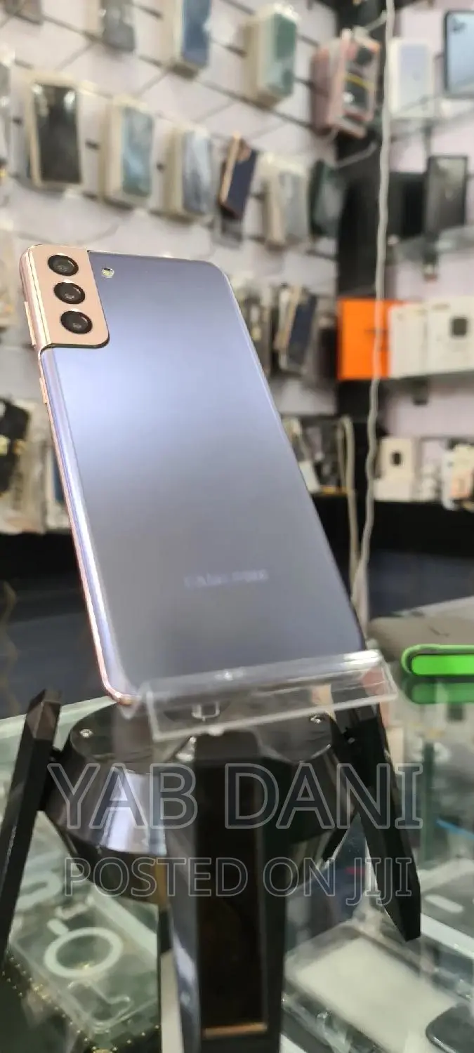 New Samsung Galaxy S21 5G 128 GB Purple