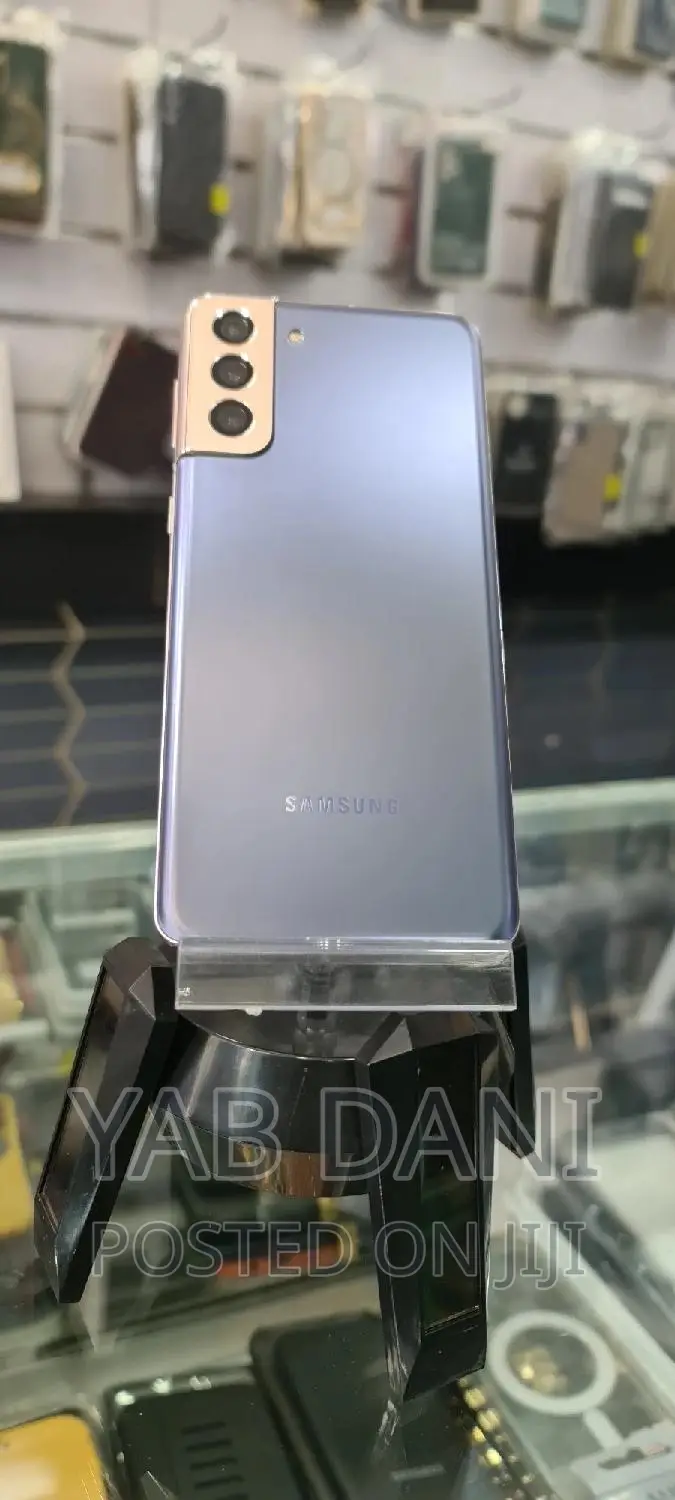 New Samsung Galaxy S21 5G 128 GB Purple