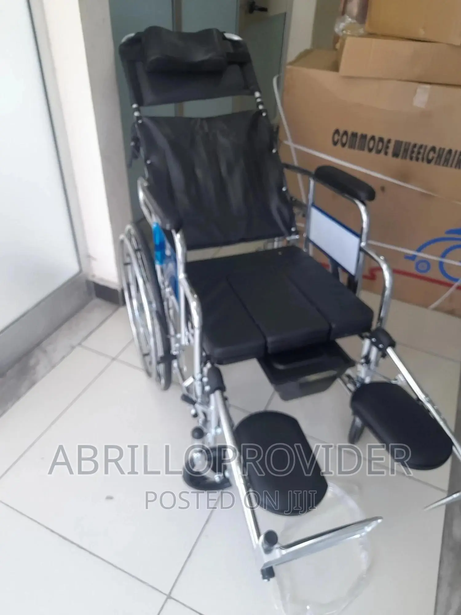 ሁለገብ ዊልቼር Reclining Wheelchair<Wheelchair<Commode<Wheelchair