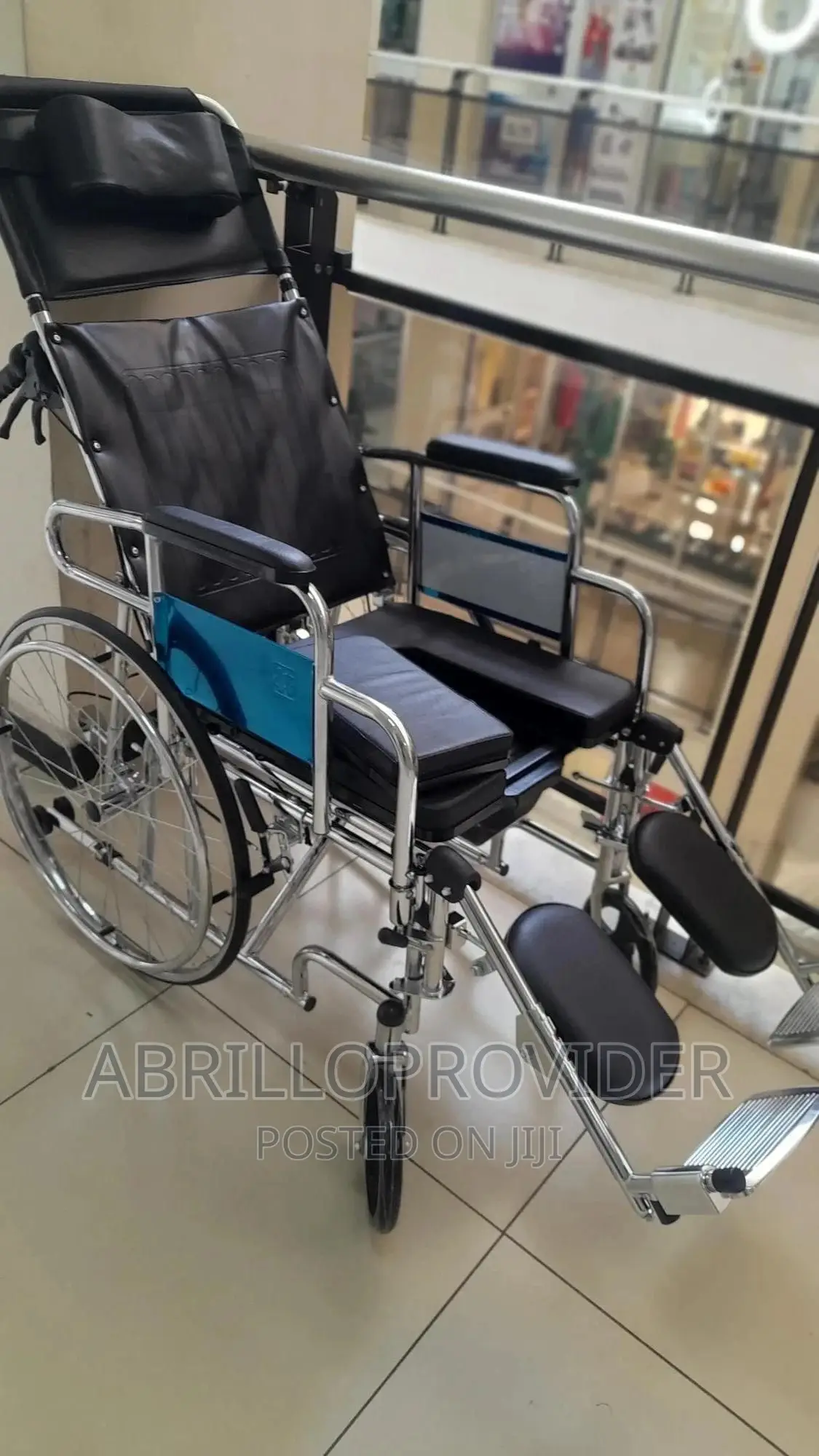 Bedside Commode Shower Wheelchair.Mobile Toilet Wheelchair