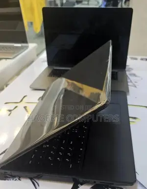 New Laptop Dell Inspiron 11 3148 4GB Intel Core i5 HDD 1T