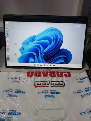 New Laptop HP Envy X360 16GB AMD Ryzen 7 SSD 512GB