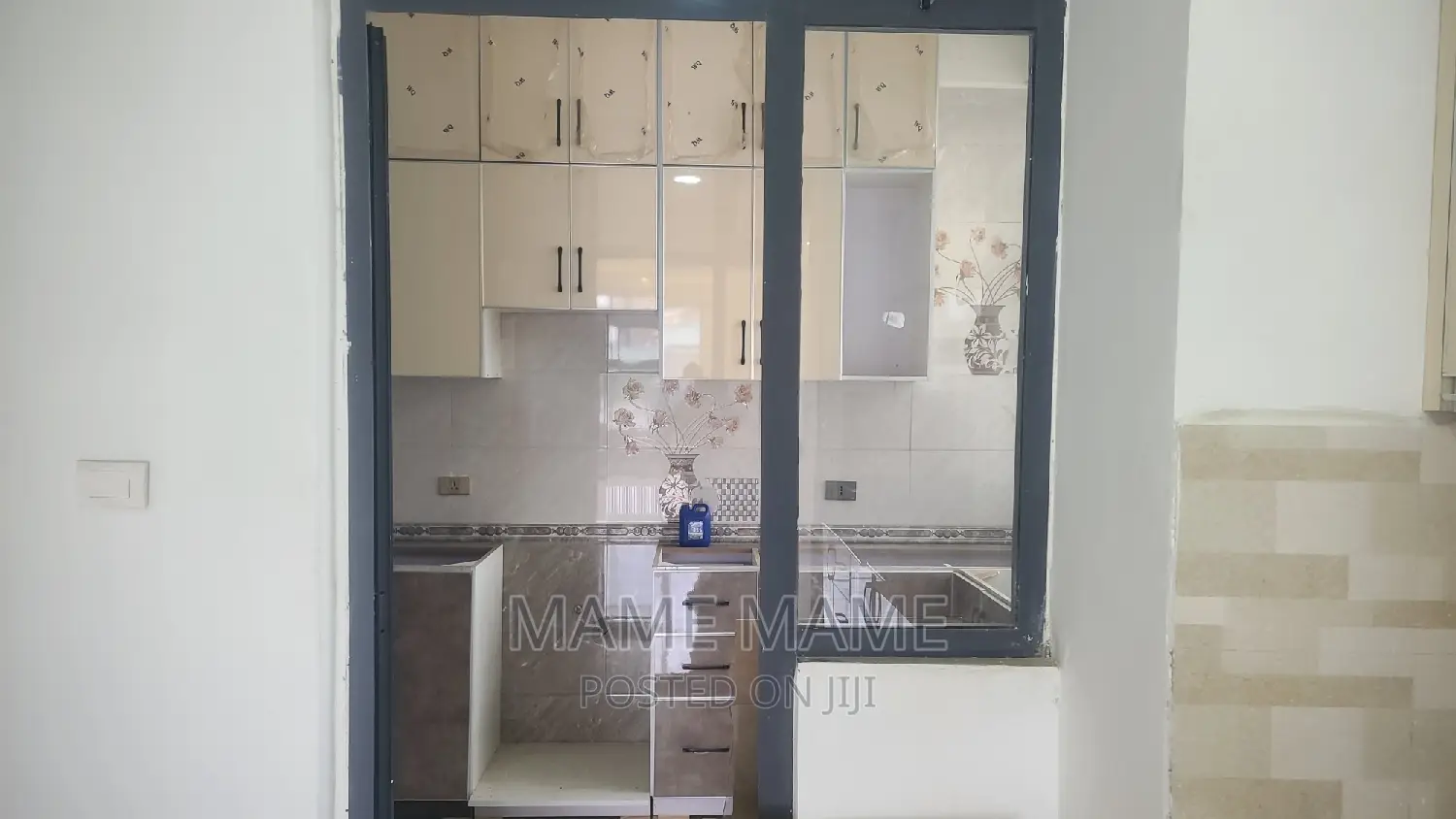 3bdrm Apartment in Addis Abeba, Bole for rent