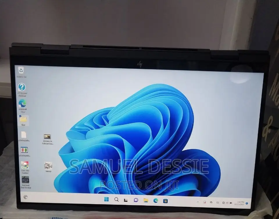 New Laptop HP Envy X360 16GB AMD Ryzen 7 SSD 512GB