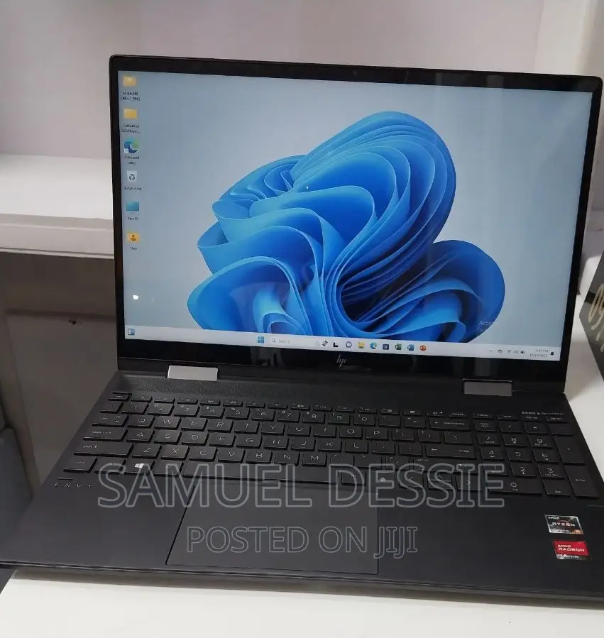 New Laptop HP Envy X360 8GB AMD Ryzen 5 SSD 512GB