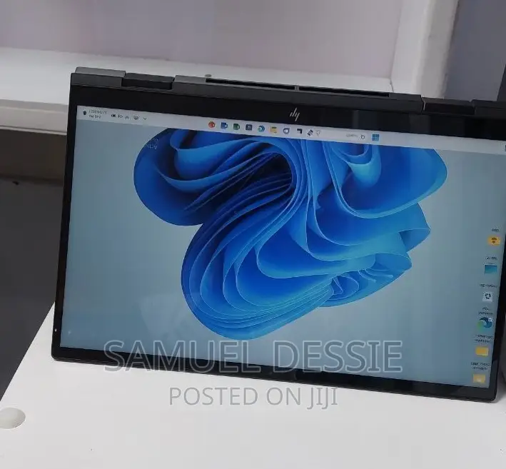 New Laptop HP Envy X360 8GB AMD Ryzen 5 SSD 512GB