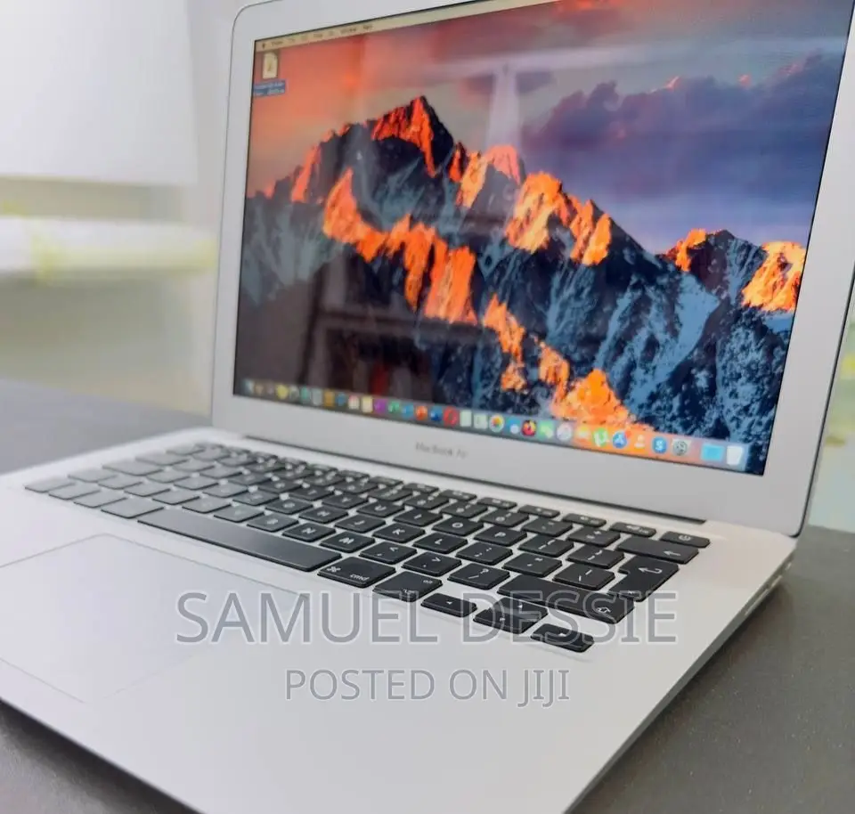 New Laptop Apple MacBook Air 2017 8GB Intel Core I5 SSD 128GB