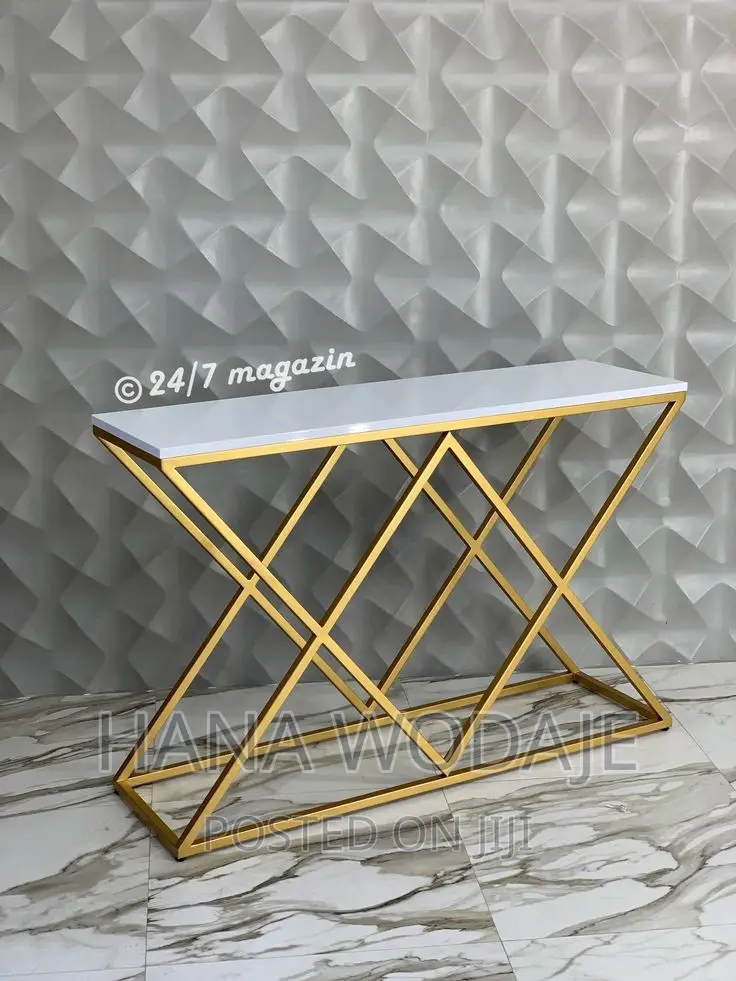 ሳይድ ቴብሎች በተለያየ ዲዛይን