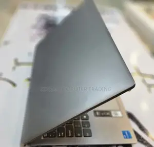 New Laptop Lenovo Ideapad 3 16GB Intel Core I5 SSD 1T