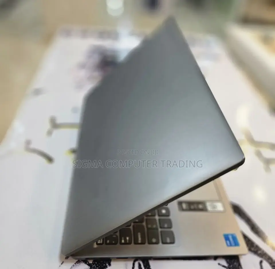 New Laptop Lenovo Ideapad 3 16GB Intel Core I5 SSD 1T