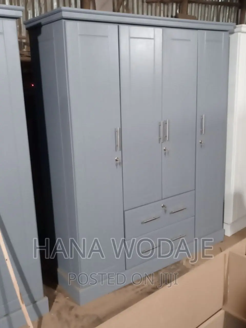 1mk50ቅብ የሆነ ቁምሳጥን