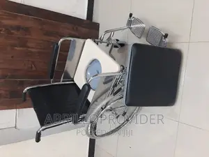 Photo - Commode Movable Wheelchair>Wheelchair>Wheelchair"Wheelchai
