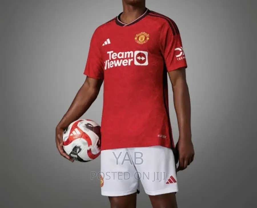 Manchester United Authentic Kits