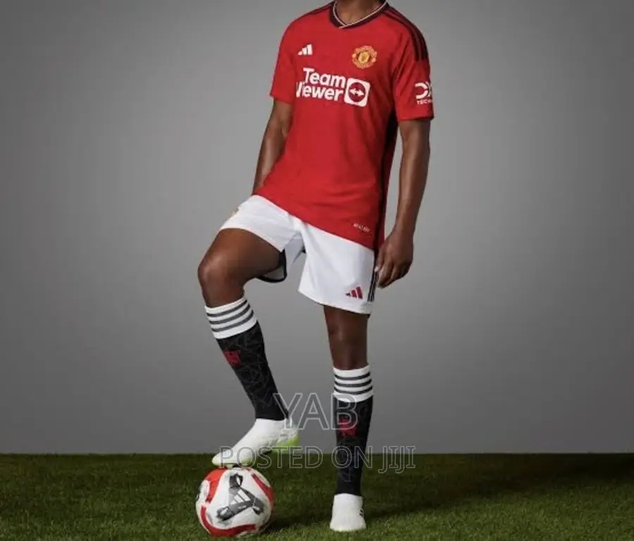 Manchester United Authentic Kits