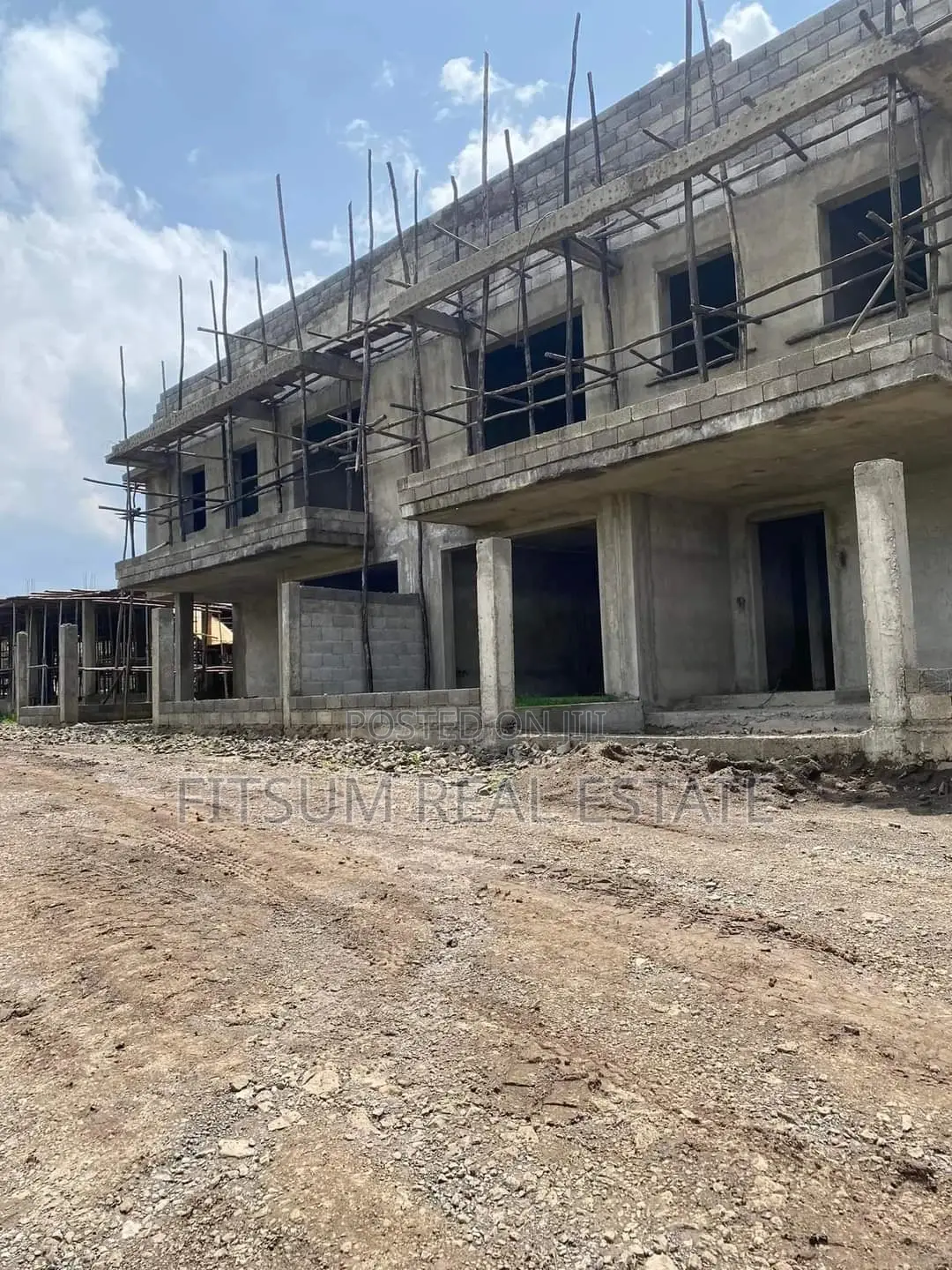 3bdrm House in Fitsum Siltan, Nifas Silk-Lafto for sale