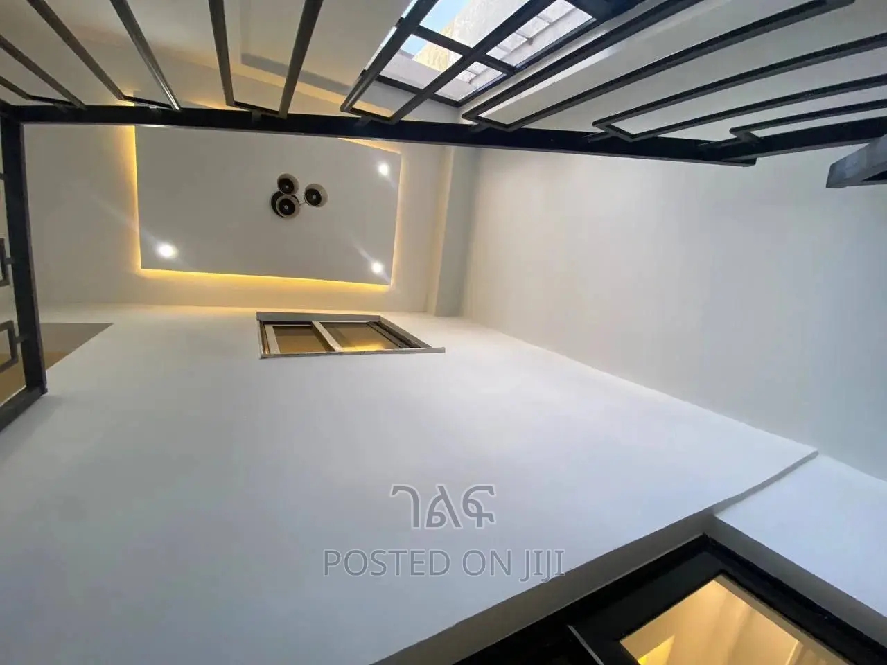 3bdrm Apartment in የግል, Nifas Silk-Lafto for sale