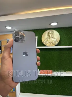 Photo - Apple iPhone 13 Pro Max 256 GB Black