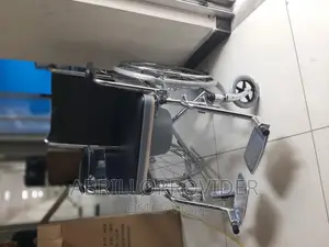 STURDY FRAME Commode Wheelchair<Wheelchair>Wheelchair<Toilet