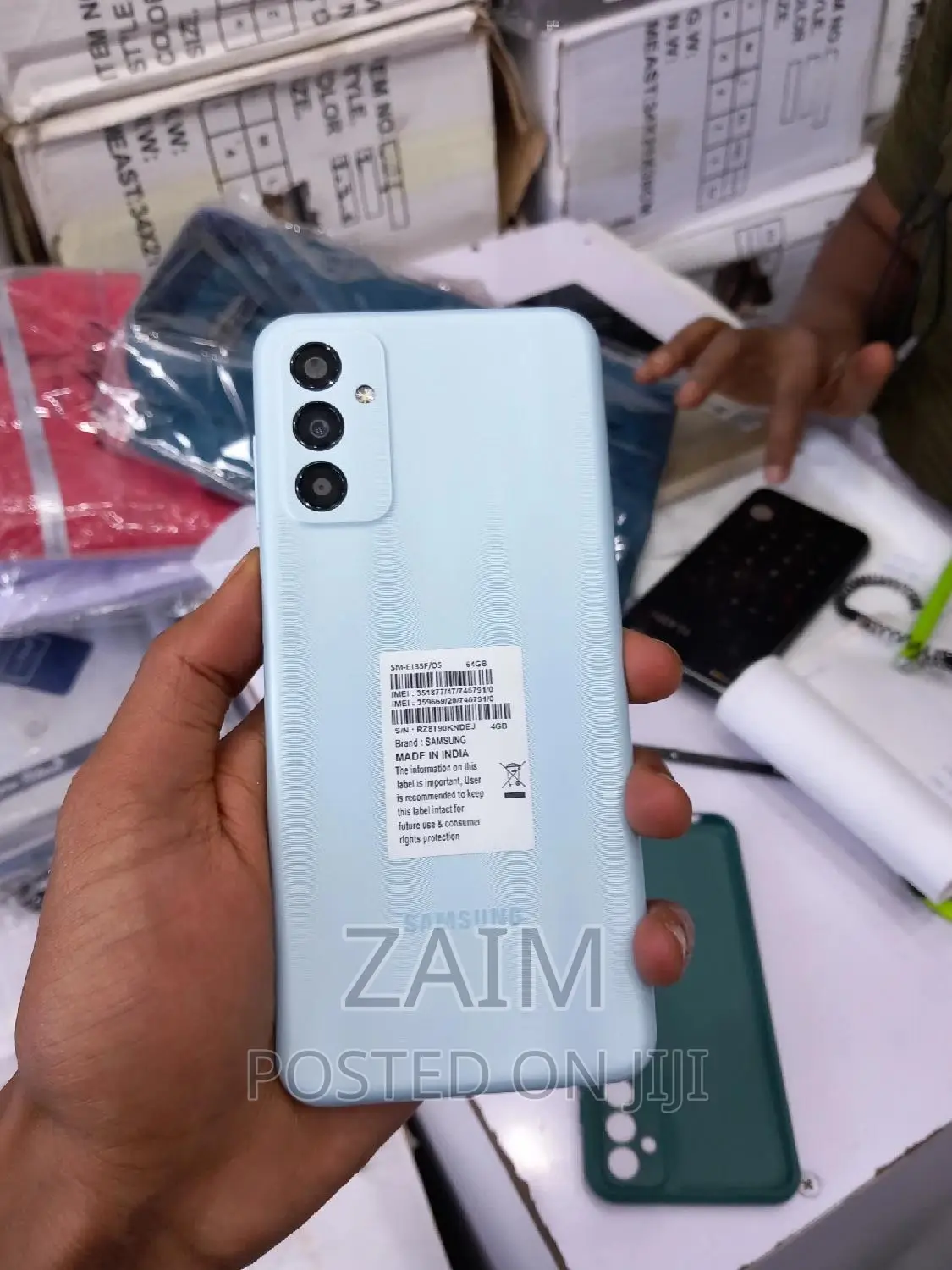 New Samsung Galaxy F13 64 GB
