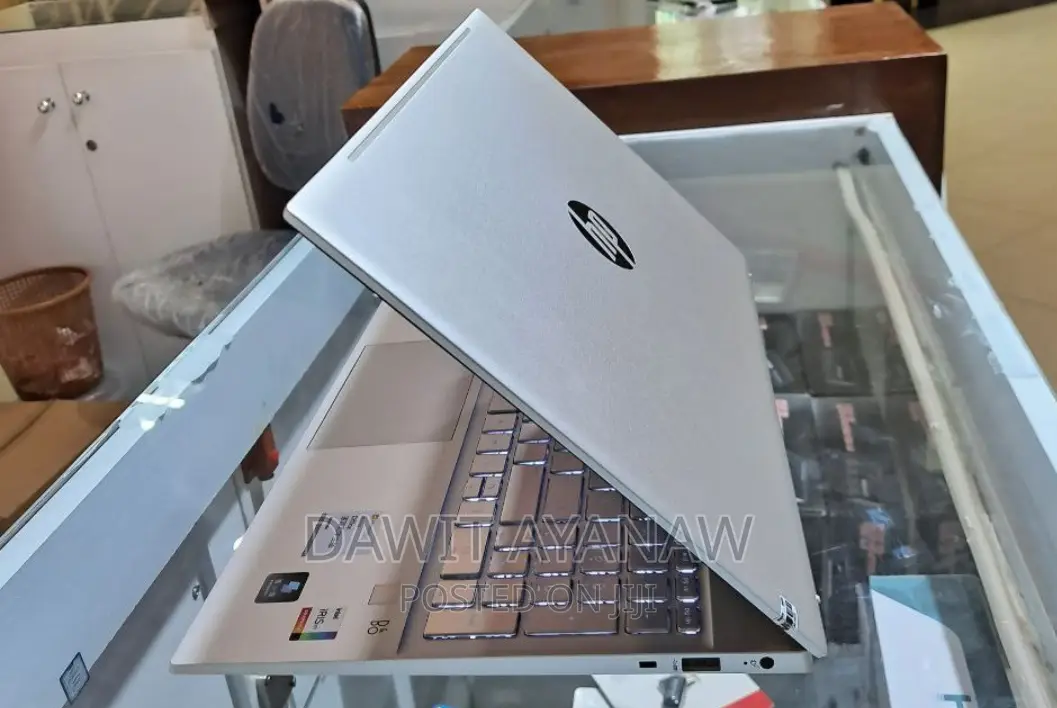 New Laptop HP 12GB Intel Core I5 SSD 512GB