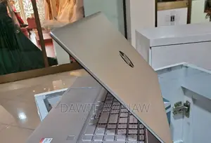 New Laptop HP 16GB Intel Core I7 SSD 512GB
