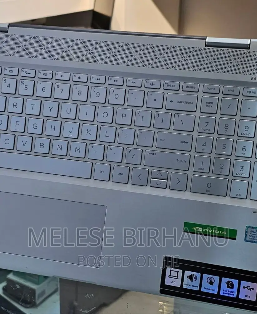 New Laptop HP 8GB Intel Core I5 SSD 1T