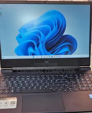 New Laptop HP Envy 15 12GB Intel Core I5 SSD 256GB