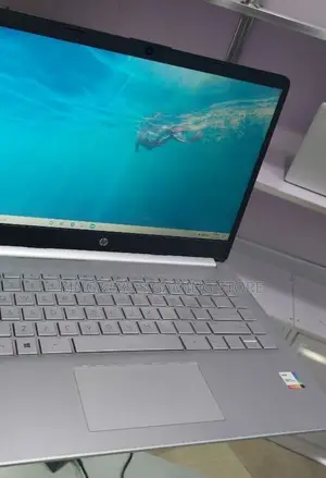 New Laptop HP Stream Notebook 8GB Intel Core I5 SSD 512GB