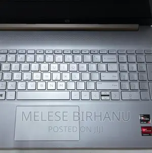 New Laptop HP 8GB AMD Ryzen 5 SSD 512GB