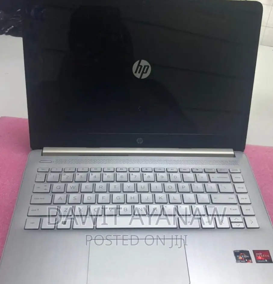 New Laptop HP Stream Notebook 8GB AMD Ryzen 5 SSD 512GB