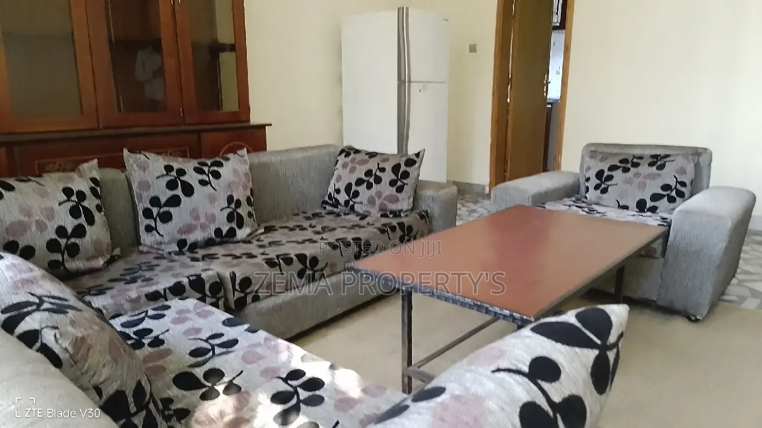 Furnished 1bdrm Apartment in ዜማ, Bole for rent