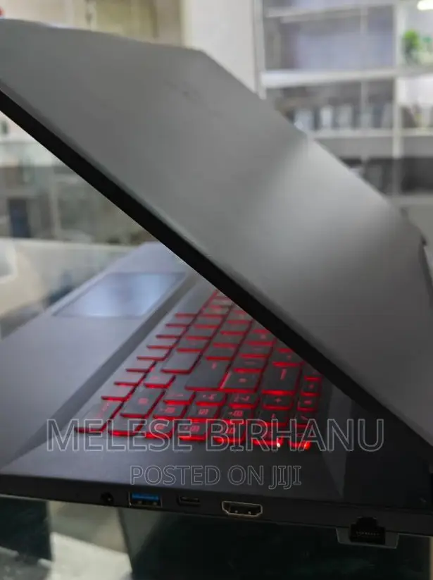 New Laptop MSI Katana GF76 16GB Intel Core I7 SSD 512GB