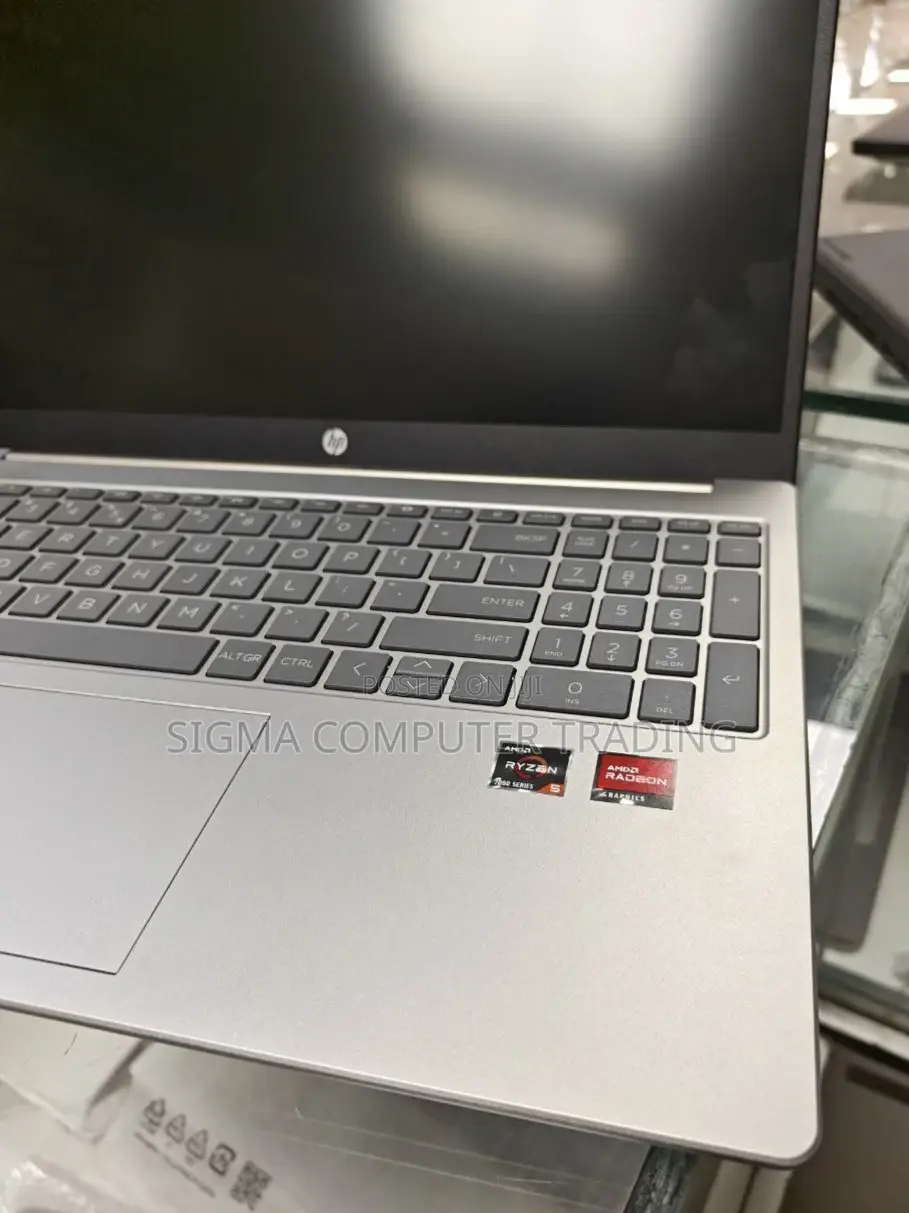 New Laptop HP Stream Notebook 8GB AMD Ryzen 5 SSD 512GB