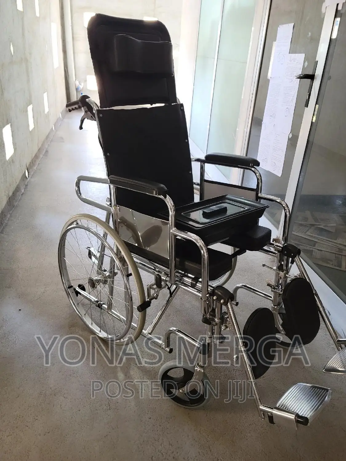 Multifunctional Bed Wheelchair"Attractive"Easy to Clean"