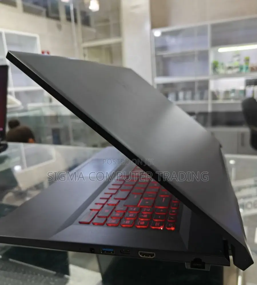New Laptop MSI GF63 16GB Intel Core I7 SSD 512GB