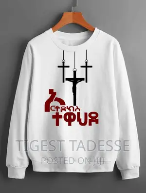 Photo - Hoodie and Tshirt