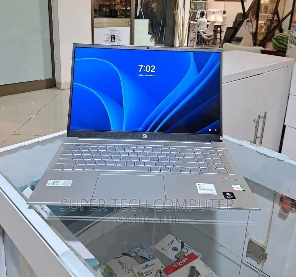 New Laptop HP Pavilion 15 16GB Intel Core I5 SSD 512GB