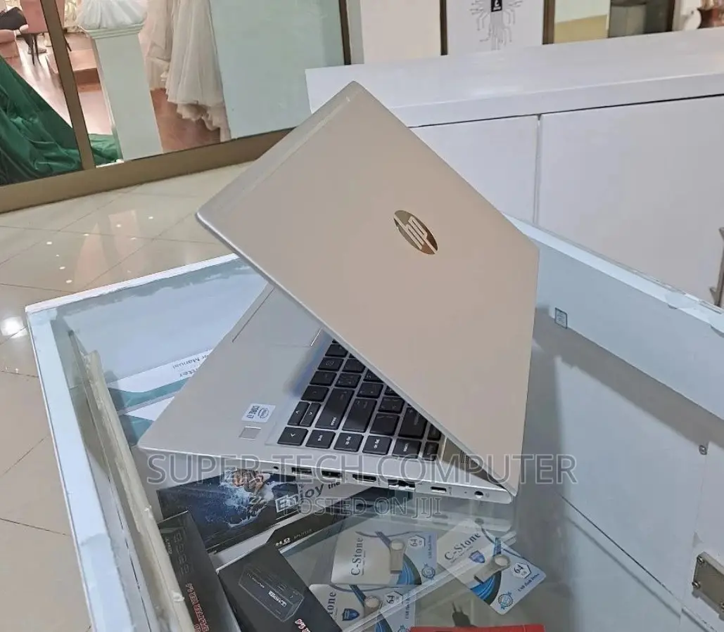 New Laptop HP ProBook 440 8GB Intel Core I7 SSD 512GB