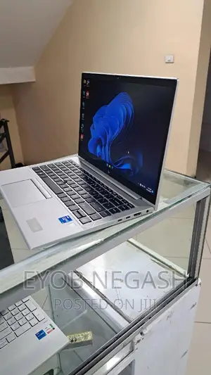 New Laptop HP EliteBook 840 16GB Intel Core I5 SSD 256GB