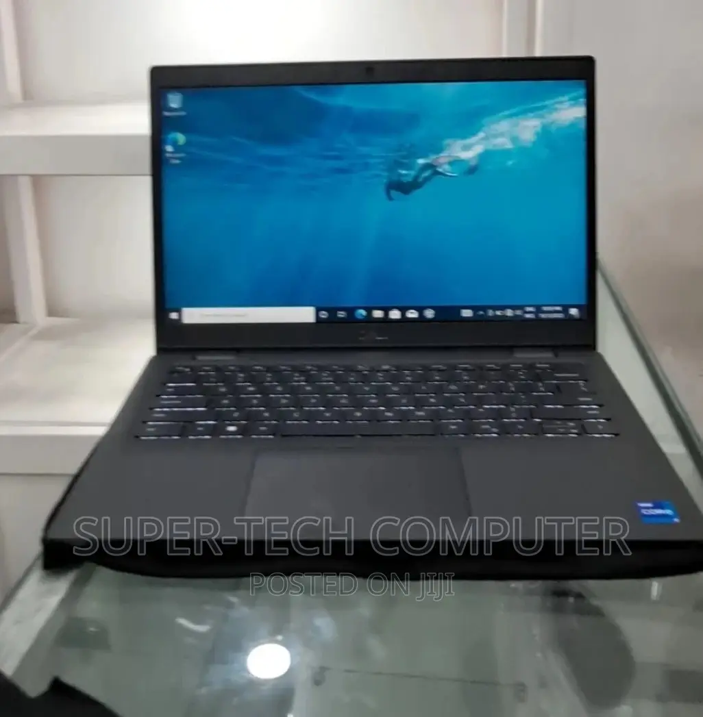 New Laptop Dell Latitude 10 8GB Intel Core I7 SSD 1T