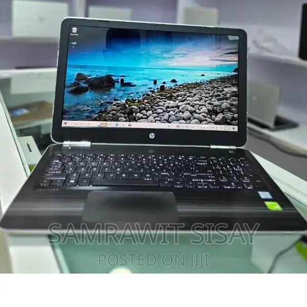 New Laptop HP Pavilion 15 8GB Intel Core I5 SSD 512GB