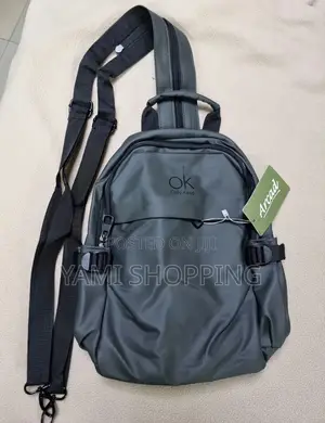  Multifunction Crossbody Bag/Backpack