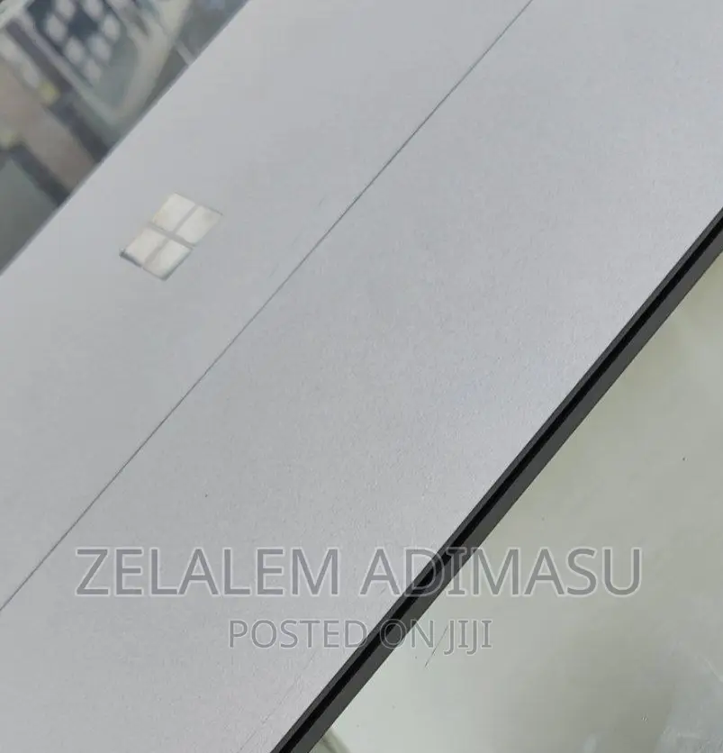 New Laptop Microsoft Surface Pro 6 16GB Intel Core I7 SSD 512GB