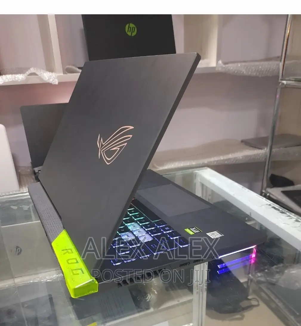 New Laptop Asus ROG Strix G15 16GB AMD Ryzen 9 SSD 512GB