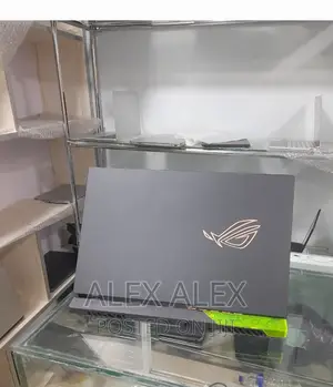 New Laptop Asus ROG Strix G15 16GB AMD Ryzen 9 SSD 512GB