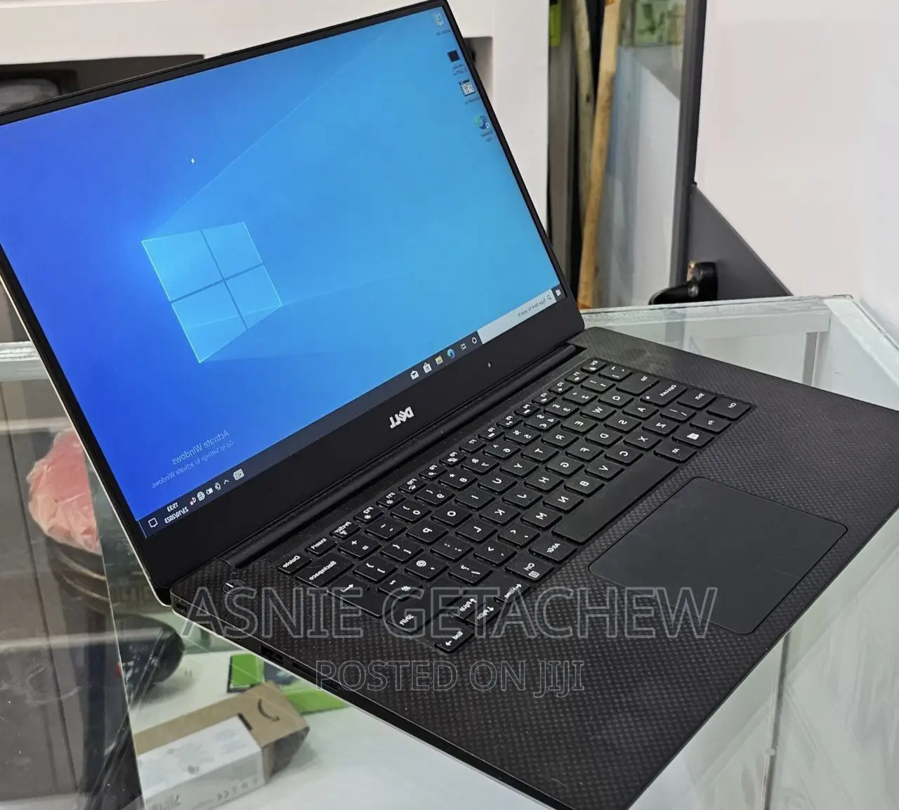 New Laptop Dell XPS 15 16GB Intel Core I7 SSD 512GB