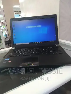 Laptop Toshiba Portege R830 4GB Intel Core I5 HDD 500GB